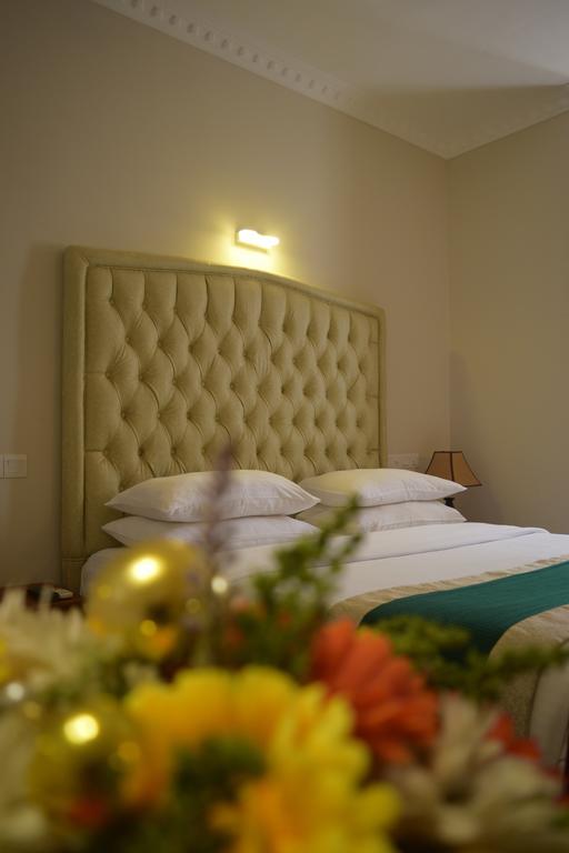 Lazaani Hotel Κολόμπο Εξωτερικό φωτογραφία