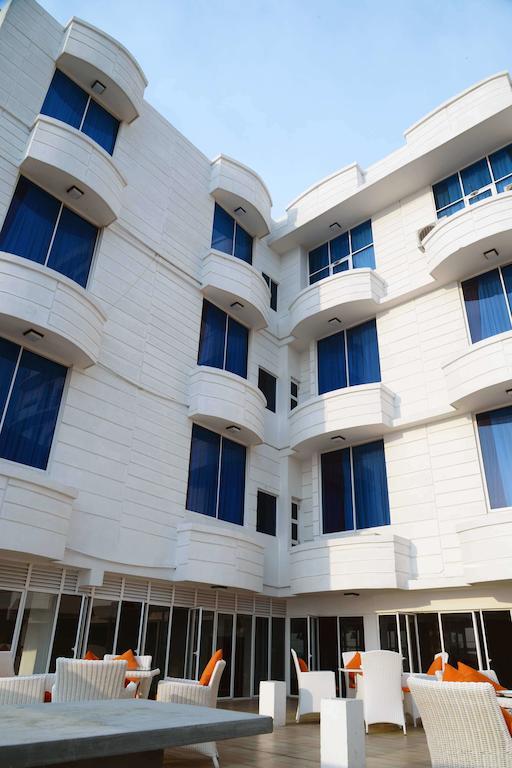 Lazaani Hotel Κολόμπο Εξωτερικό φωτογραφία
