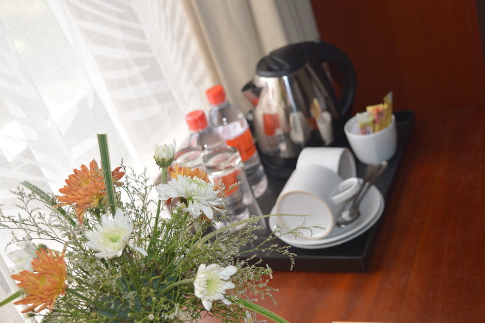 Lazaani Hotel Κολόμπο Εξωτερικό φωτογραφία