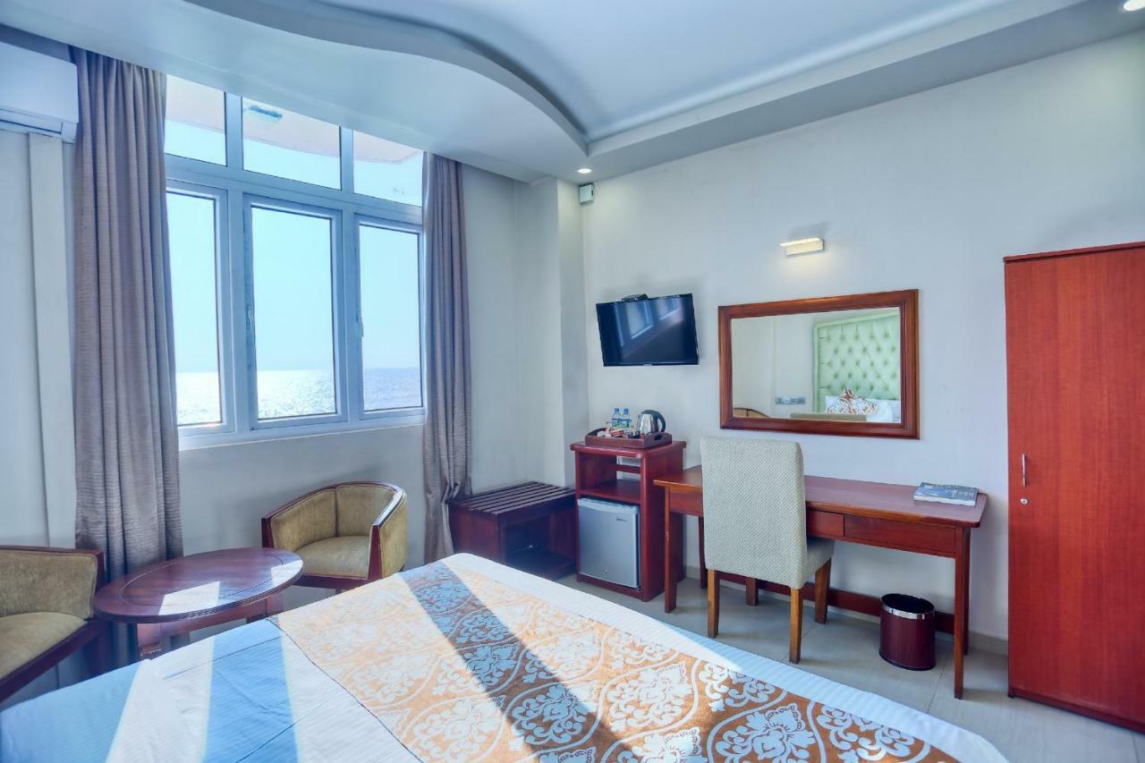 Lazaani Hotel Κολόμπο Εξωτερικό φωτογραφία