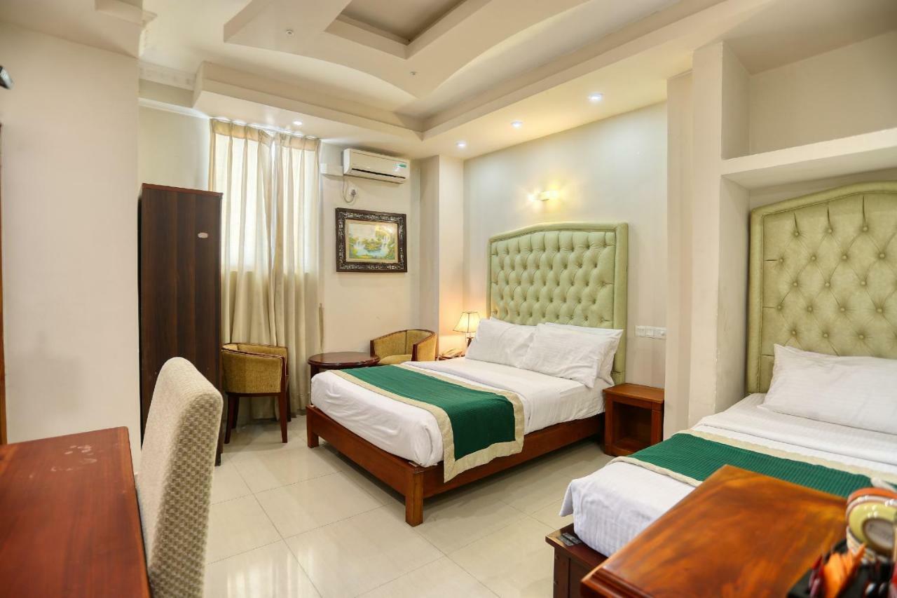 Lazaani Hotel Κολόμπο Εξωτερικό φωτογραφία